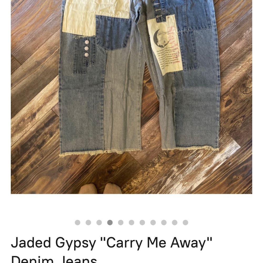 Patchwork Wide-Leg Jeans in Light Blue and Cream - Picture 2 of 14